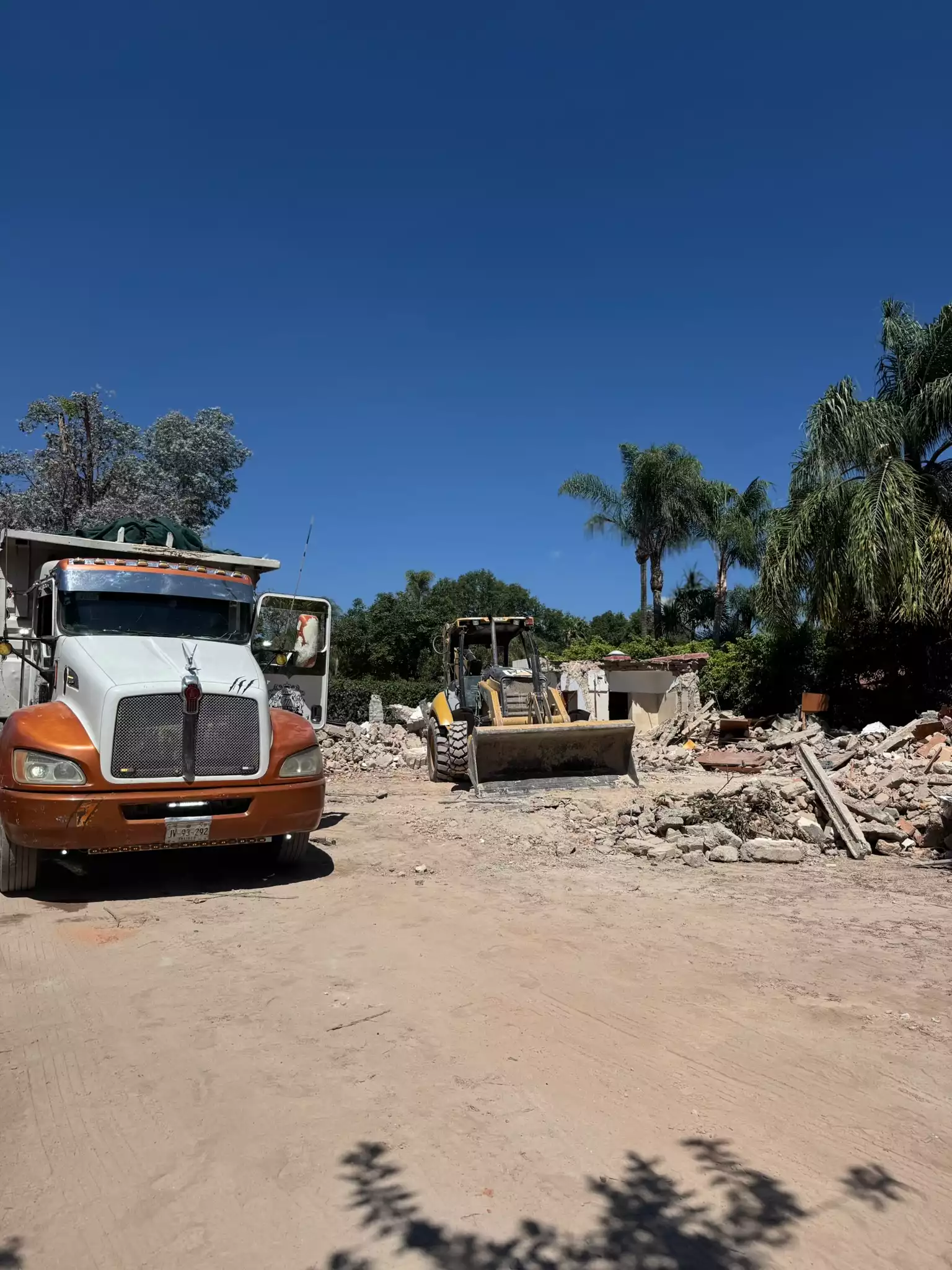 camión de retiro escombros en Guadalajara